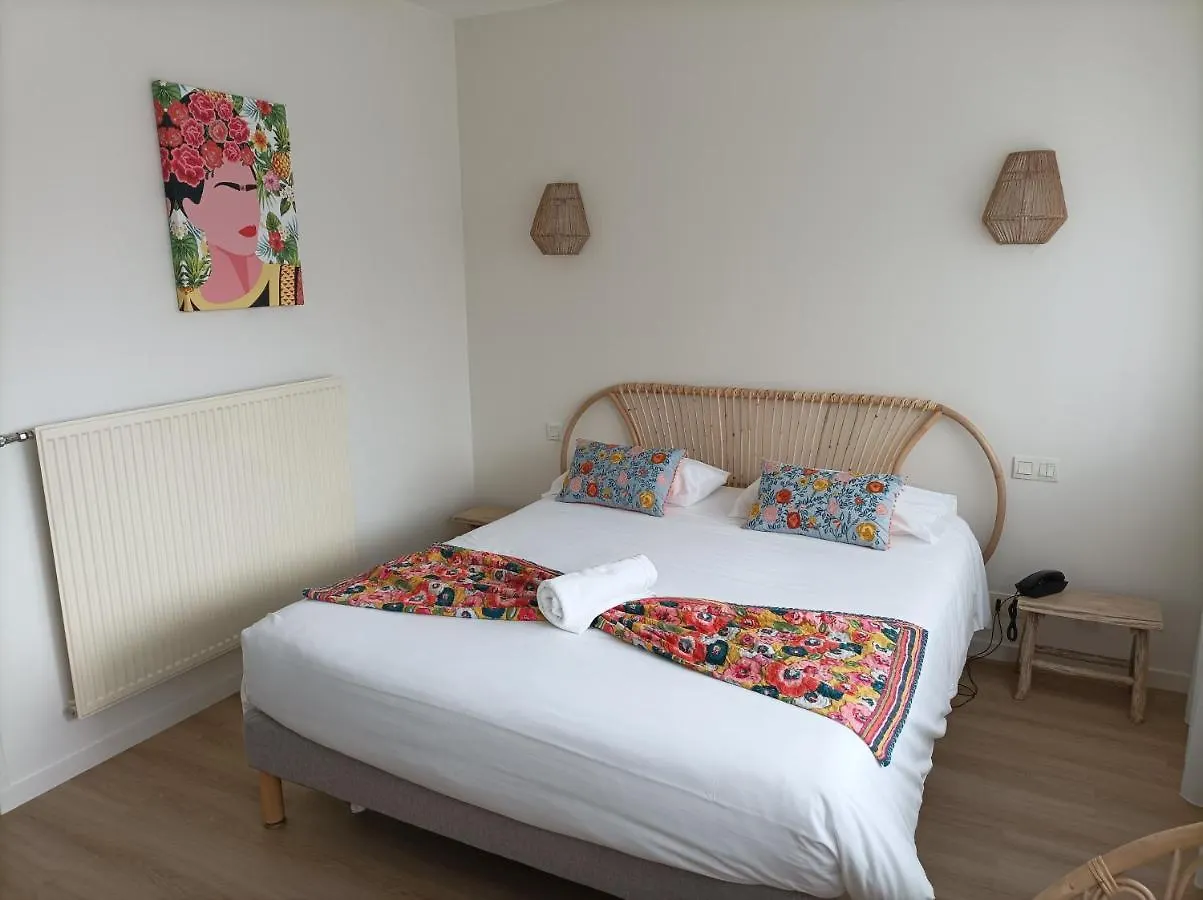Hotel Astoria Сент-Этьен 3*,  Франция