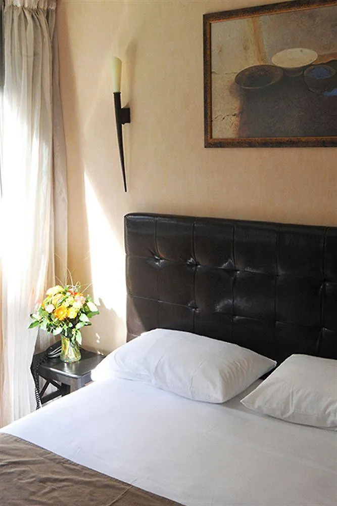 Hotel Astoria Сент-Этьен